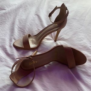 Beige heels. BRAND NEW!!